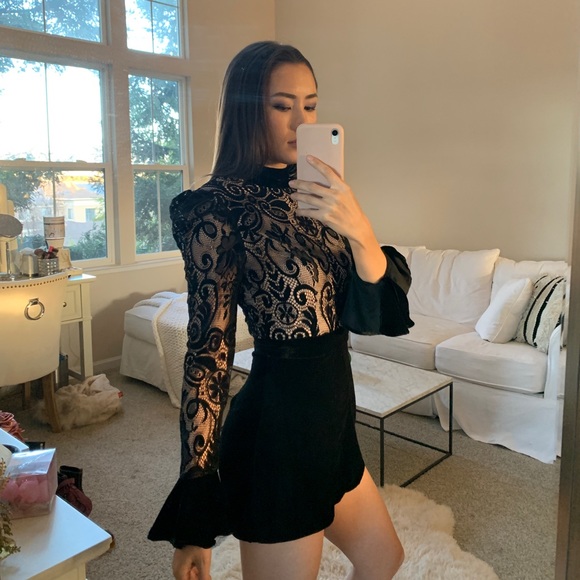 Victorian-esque Black Lace Playsuit - Picture 2 of 2